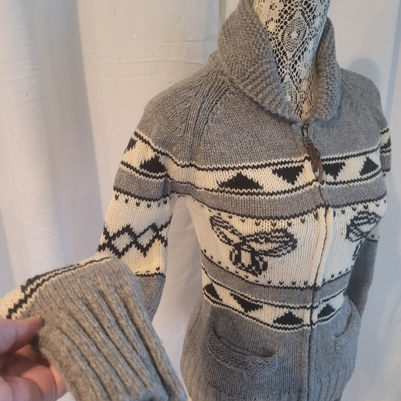 TNA ARITZIA Sea to sky Women's sweater 100% Lambswool, 2Pockets Knitted Small - Picture 6 of 10